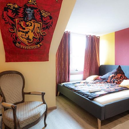 - Magical Harry Potter Apartment In Duisburg - 2 Mins Central Station Hbf - Kingsize Bed & Netflix - Esterno foto