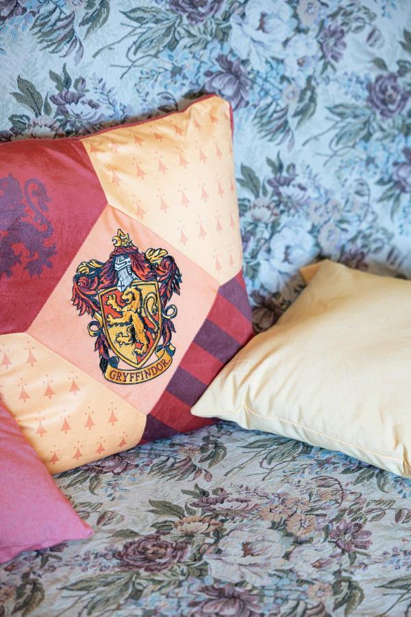 - Magical Harry Potter Apartment In Duisburg - 2 Mins Central Station Hbf - Kingsize Bed & Netflix - Esterno foto